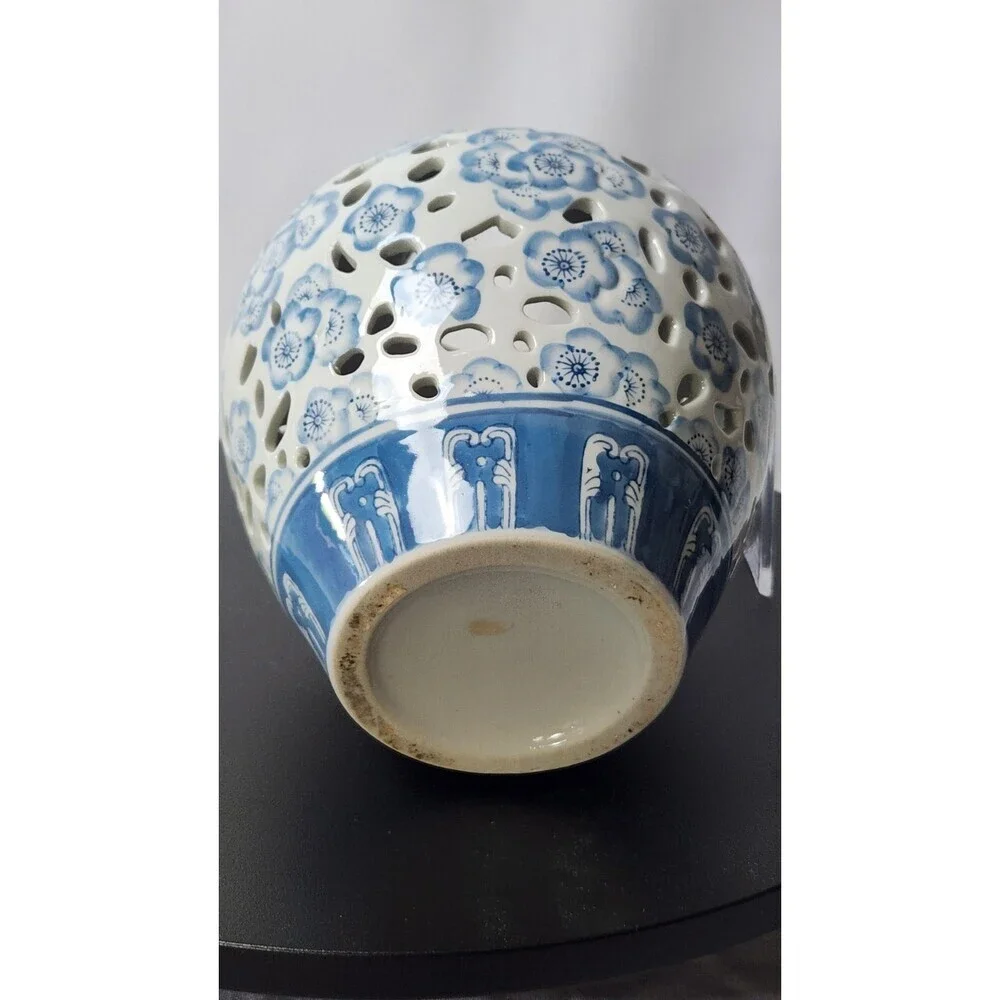 House dec ceramic Porcelain Vase Chinese Style  hollow-carved  8